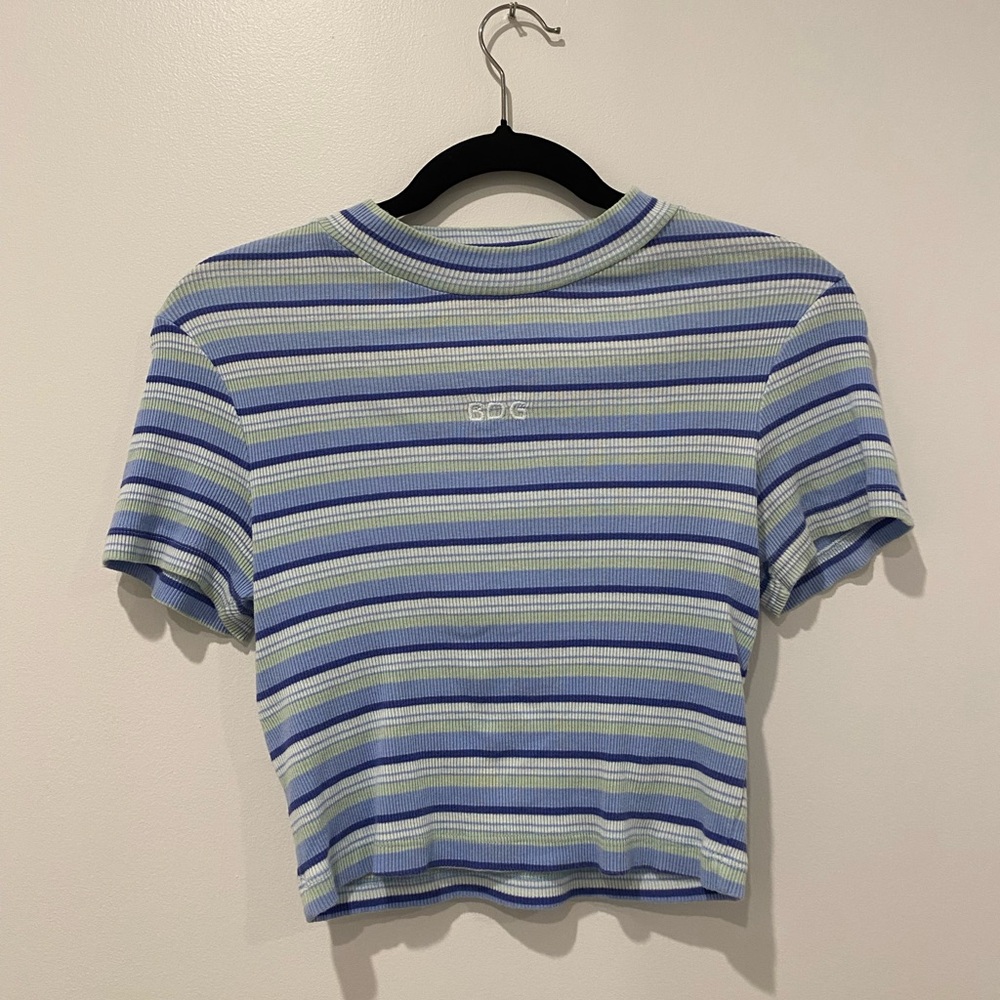 Medium Urban Outfitters Mock Neck Cropped BDG tee